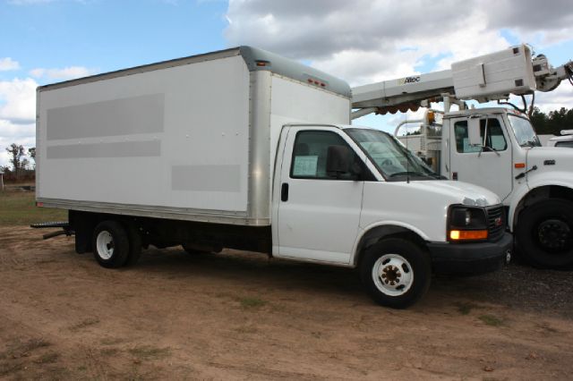 2005 GMC Savana 1.8T Cabriolet