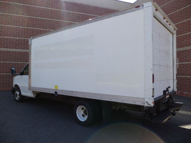 2005 GMC Savana 1.8T Cabriolet