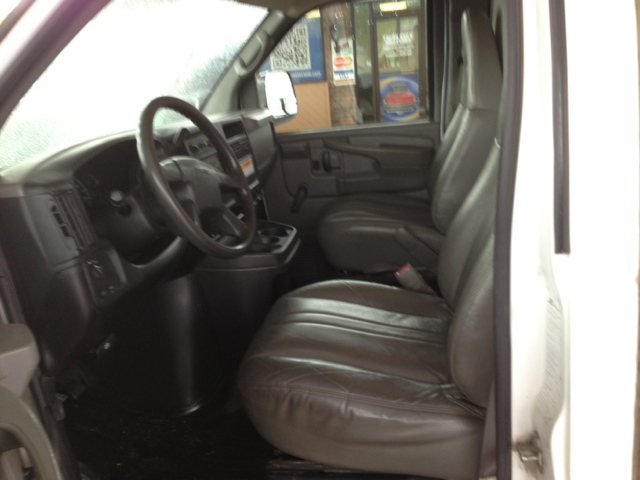 2006 GMC Savana 1.8T Cabriolet