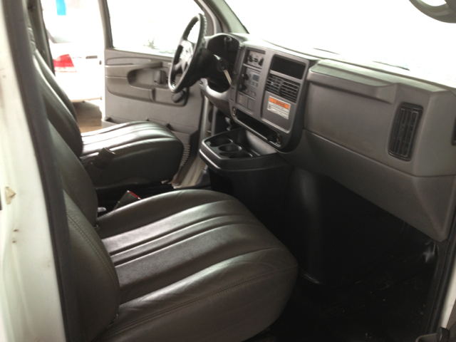 2006 GMC Savana 1.8T Cabriolet