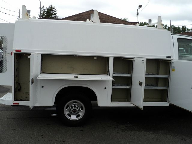 2006 GMC Savana AWD 3LT