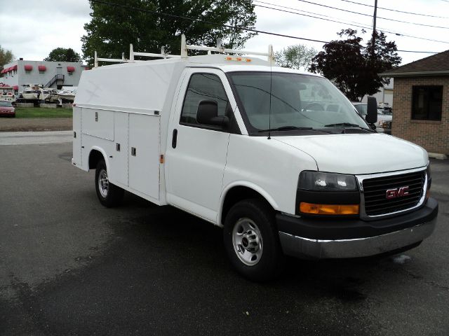 2006 GMC Savana AWD 3LT