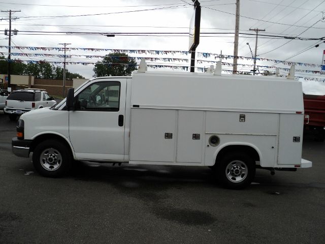 2006 GMC Savana AWD 3LT