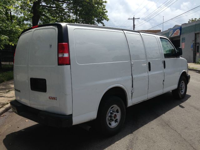 2006 GMC Savana VDC
