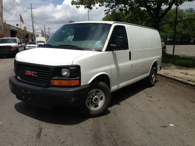 2006 GMC Savana VDC
