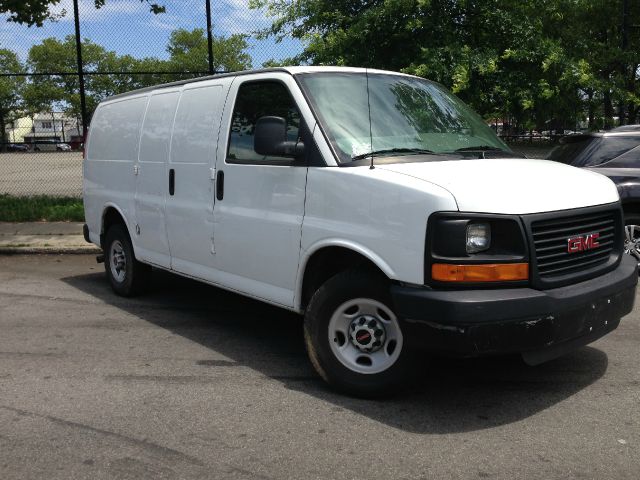 2006 GMC Savana VDC