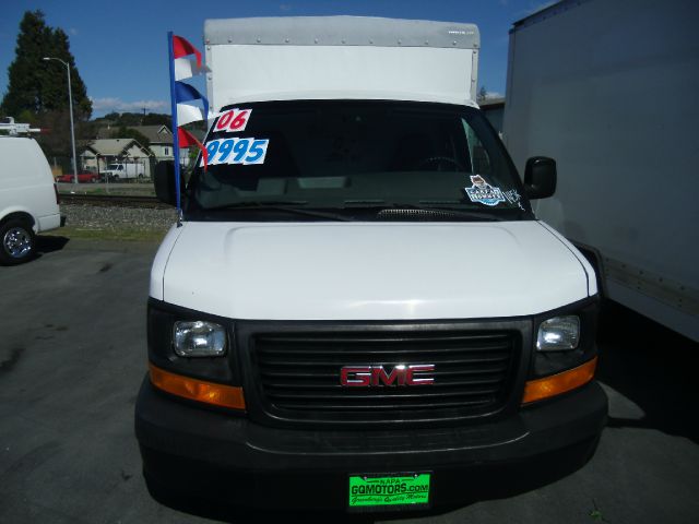 2006 GMC Savana Crew Cab 131