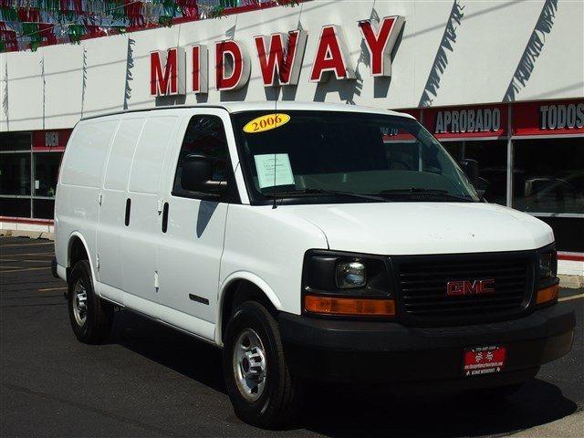2006 GMC Savana SE 4 Dr