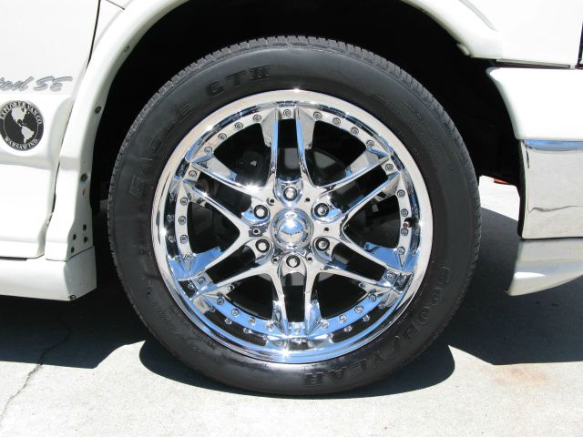 2007 GMC Savana 2004.5 4dr Sdn 1.8T Quattro Au