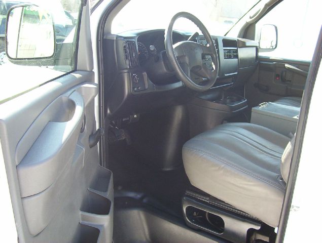 2007 GMC Savana 2004.5 4dr Sdn 1.8T Quattro Au