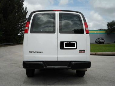 2007 GMC Savana Reg Cab 117.5 WB