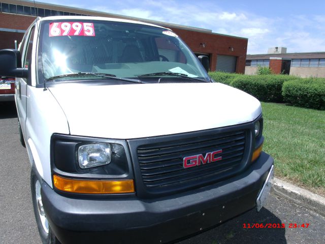 2007 GMC Savana AWD 3LT