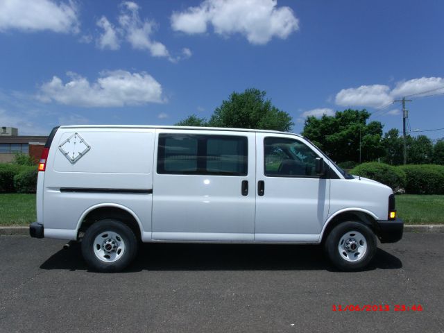 2007 GMC Savana AWD 3LT