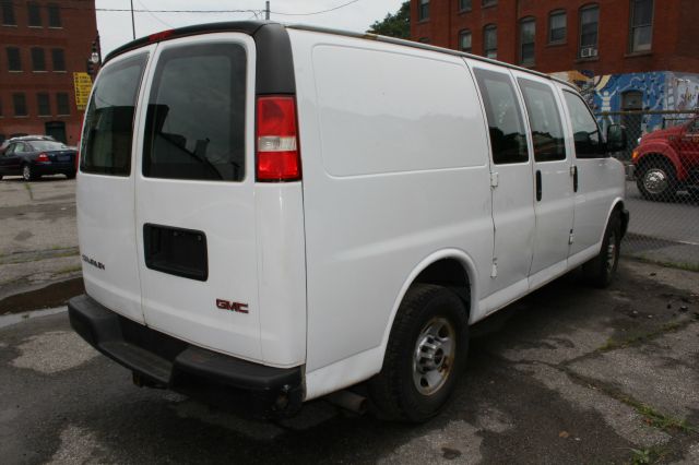 2008 GMC Savana VDC