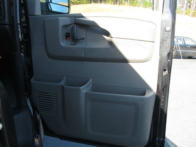 2008 GMC Savana 2004.5 4dr Sdn 1.8T Quattro Au