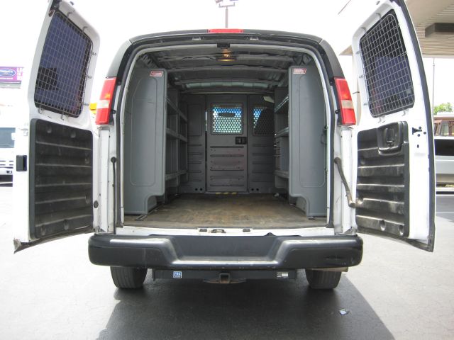 2009 GMC Savana VDC