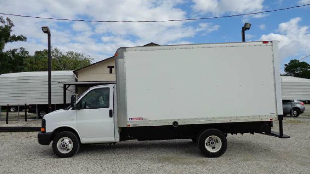 2009 GMC Savana 1.8T Cabriolet