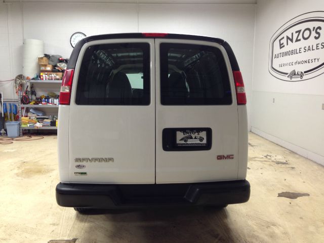 2010 GMC Savana AWD 3LT