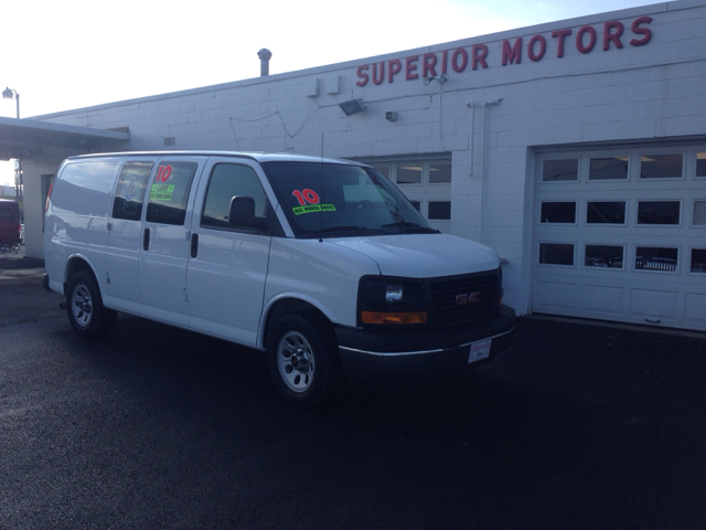 2010 GMC Savana REG CAB 1495 Down