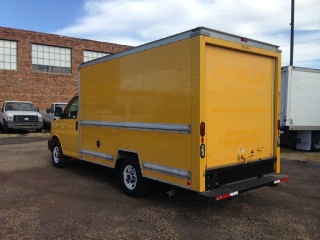 2010 GMC Savana Limited Edition Sport Uti