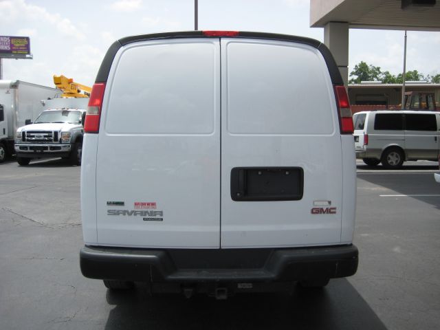 2011 GMC Savana VDC