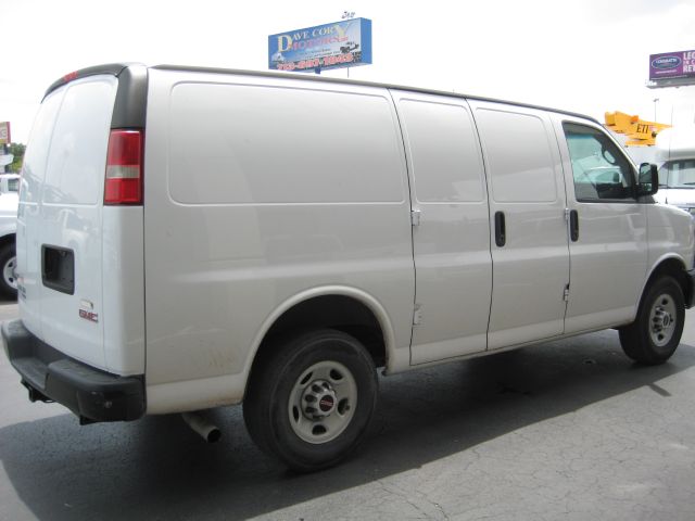 2011 GMC Savana VDC