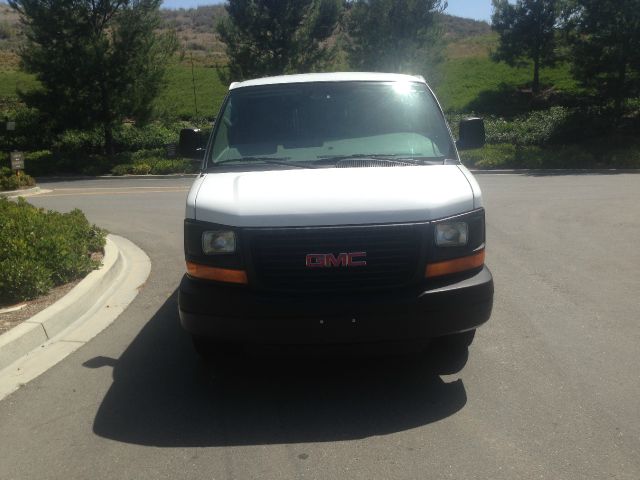 2011 GMC Savana Cargo I-290 S