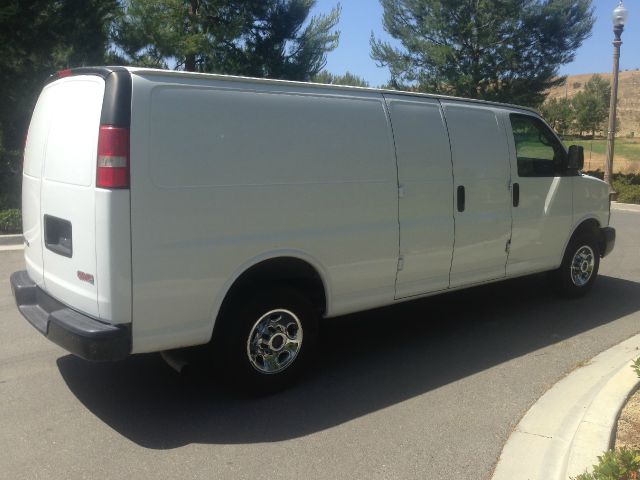 2011 GMC Savana Cargo I-290 S