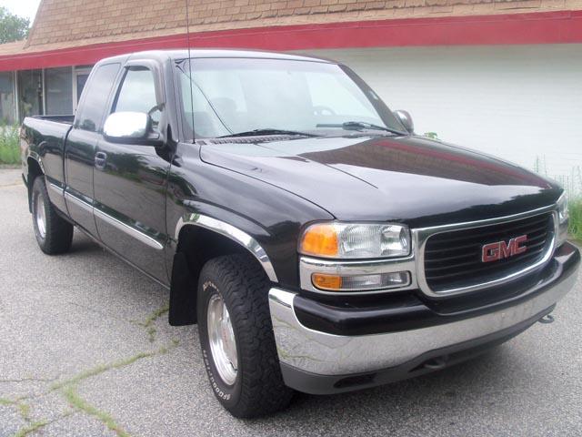 2000 GMC Sierra 4dr PZEV