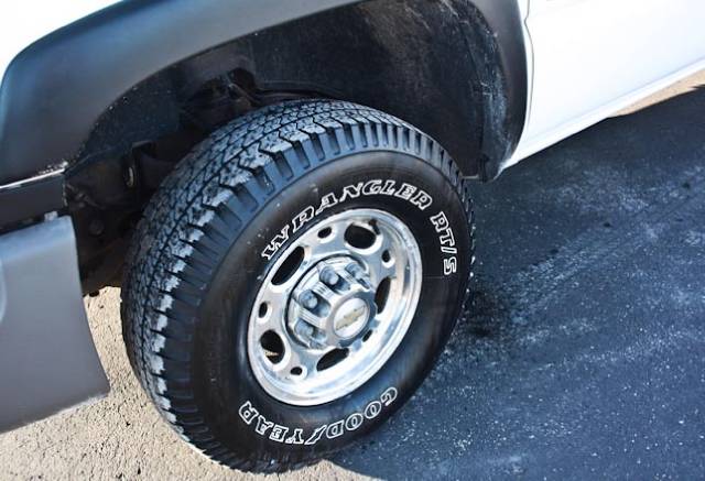 2003 GMC Sierra 3.0L Sedan 4D