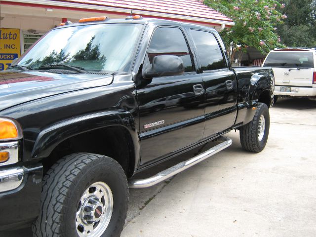2004 GMC Sierra Unknown