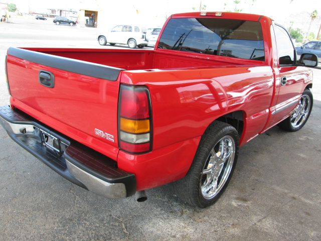 2005 GMC Sierra Hatchback II