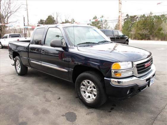 2005 GMC Sierra 2dr Z06 Hardtop