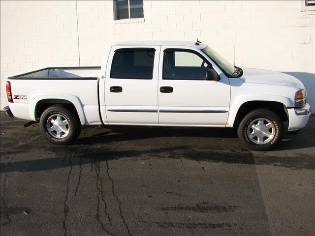 2005 GMC Sierra Spyder GS Manual