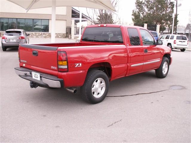 2006 GMC Sierra CREW CAB SLT