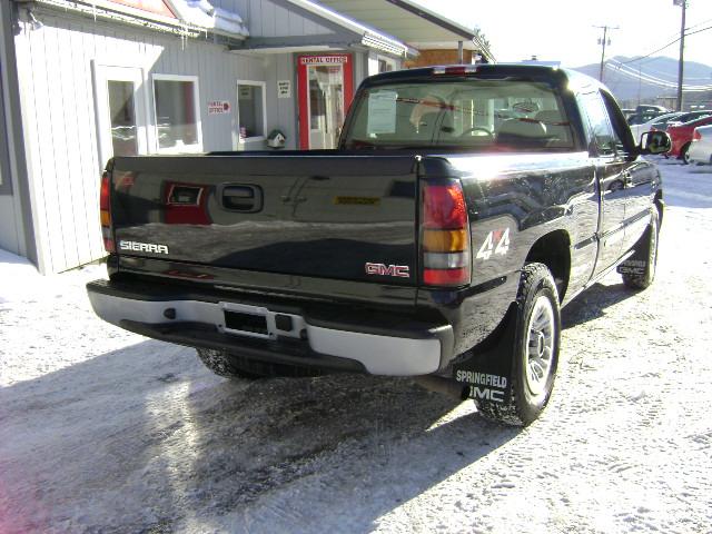 2006 GMC Sierra Unknown