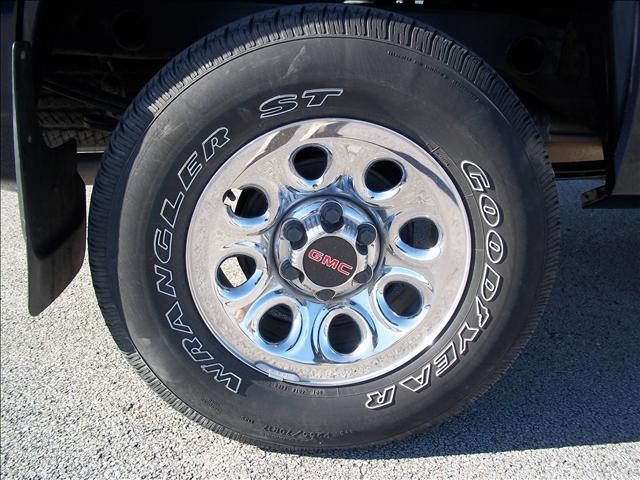 2007 GMC Sierra LS 2WD 4dr SUV