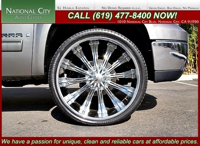 2007 GMC Sierra PURE