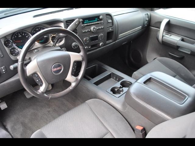 2007 GMC Sierra WGN 4.6 HSE