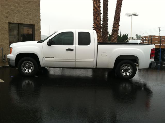 2007 GMC Sierra Unknown