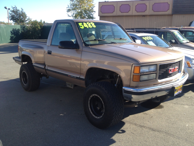 1995 GMC Sierra 1500 Convertible, Navigation