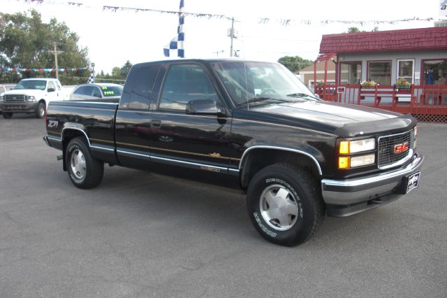 1996 GMC Sierra 1500 Denali Pickup 4D 6 1/2 Ft