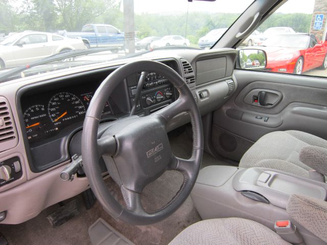 1998 GMC Sierra 1500 4D Crew Cab Truck