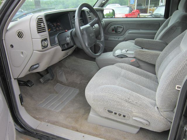 1998 GMC Sierra 1500 4D Crew Cab Truck