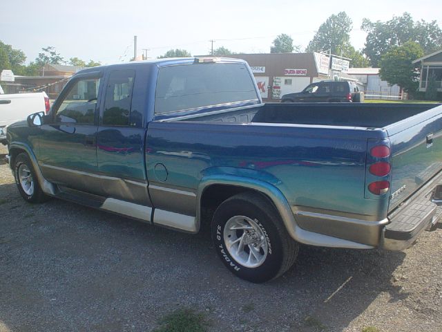 1998 GMC Sierra 1500 2500 LS 4WD