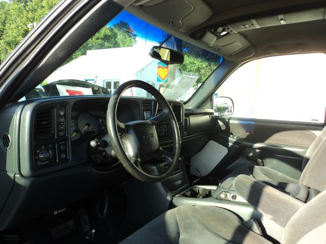 1999 GMC Sierra 1500 Sport Sedan 2.0T