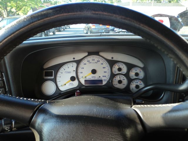 1999 GMC Sierra 1500 Sport Sedan 2.0T