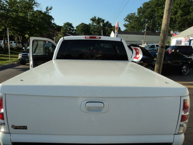 1999 GMC Sierra 1500 Sport Sedan 2.0T