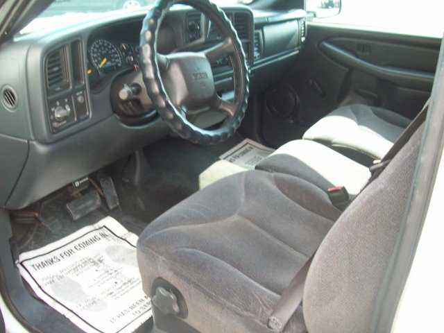 2000 GMC Sierra 1500 2003 Nissan Touring