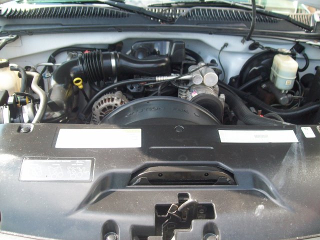 2000 GMC Sierra 1500 2003 Nissan Touring